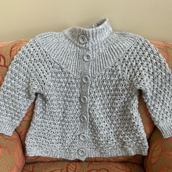 Ann Taylor Petites-Med. Gray Knit Sweater/ Cropped Cardigan - Picture 5 of 5